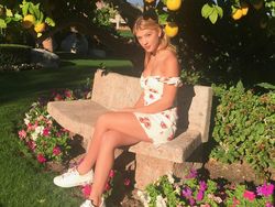 Sosok Putri Bungsu Bill Gates, Cerdas dan Hobi Tampil Seksi