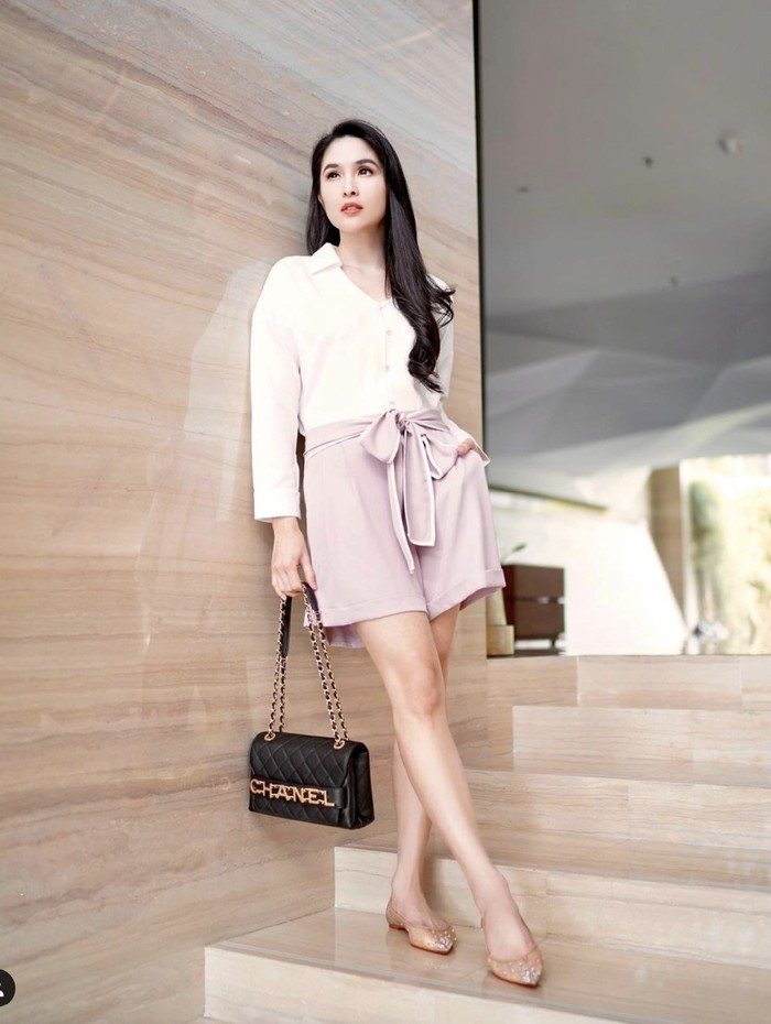 Sandra Dewi Sandra Dewi