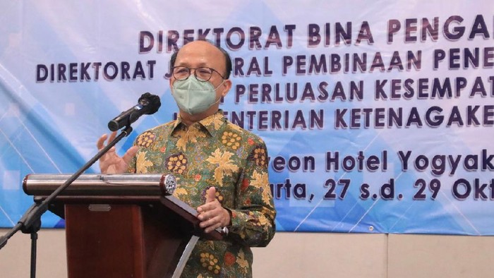 Sekjen Kemnaker Anwar Sanusi.