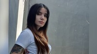 Sheila Marcia bersiap untuk penghapusan tato tahap berikutnya. Foto: Instagram/@itssheilamj