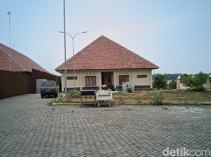 Saat ini shelter pasien COVID-19 di Jalan Trunojoyo kosong. Shelter tersebut aktif mulai Agustus 2020 dan total sudah merawat 1.142 pasien COVID-19.