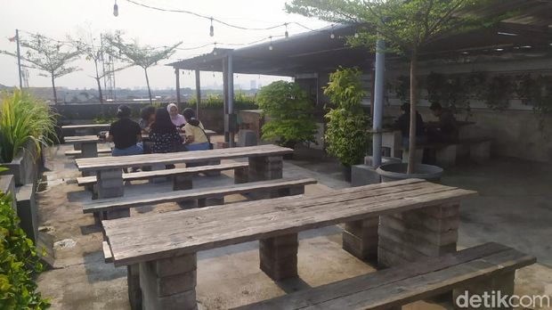 This Is Hud Jatiwaringin