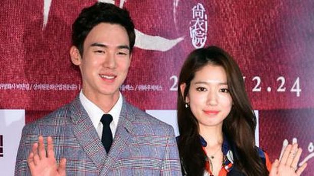 Aktris yang Dikabarkan dekat dengan Yoo Yeon Seok