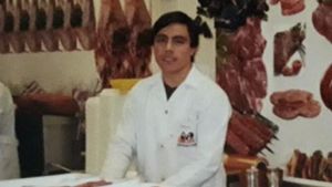 10 Potret Jadul Salt Bae Sebelum Jadi Celebrity Chef Terkenal