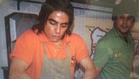 Sampai sekarang Salt Bae masih menekuni dunia yang dicintainya yaitu daging. Ia terlihat serius saat bekerja di toko daging pada tahun 2005. 