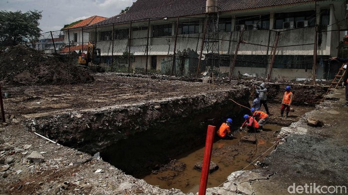 Kampung susun diperuntukkan bagi 33 keluarga korban gusuran Kampung Kunir pada 2015 atau saat Gubernur DKI dijabat Basuki Tjahaja Purnama (Ahok).