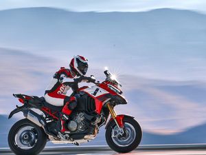 Ducati Luncurkan Multistrada Paling Buas, Tak Cuma Jago Touring tapi Siap Racing