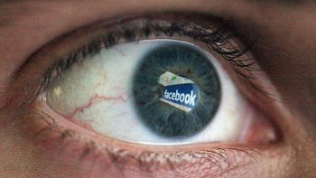 Visi metaverse yang dibayangkan Zuckerberg adalah tempat virtual di mana semua orang bisa berinteraksi menggunakan virtual reality dan augmented reality, tapi tetap terasa seperti bertemu secara langsung. Getty Images/Dan Kitwood  