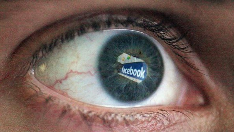 Mark Zuckerberg mengumumkan pergantian nama baru Facebook menjadi Meta di event Connect 2021. Meta nantinya akan menjadi induk perusahaan yang menaungi Facebook, Instagram, WhatsApp, Oculus, dan lainnya.