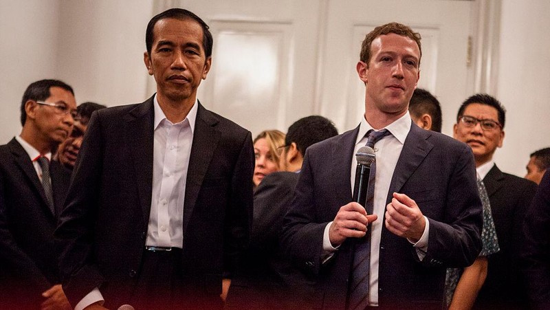 Mark Zuckerberg mengumumkan pergantian nama baru Facebook menjadi Meta di event Connect 2021. Meta nantinya akan menjadi induk perusahaan yang menaungi Facebook, Instagram, WhatsApp, Oculus, dan lainnya.