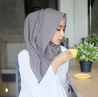 Kini disebut warganet pansos karena kemiripannya dengan Bella, Hanny mengaku tidak pernah berniat populer. Dia mengaku hanya membalas komentar netizen. Foto: Dok. Instagram @hanysabrina.