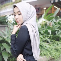 Dianggap mirip dengan Laudya Cynthia Bella, wanita yang mempunyai lebih dari 52 ribu pengikut di Instagram itu, pernah memiliki pengalaman unik. Foto: Dok. Instagram @hanysabrina.