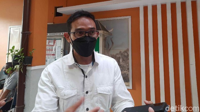 Kabag Humas Pemkot, Febriadhitya Prajatara