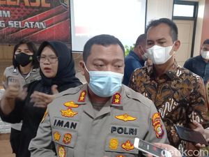 Terekam CCTV, Pencuri Permata di Rumah Kosong Ciputat Pakai Pelat Palsu