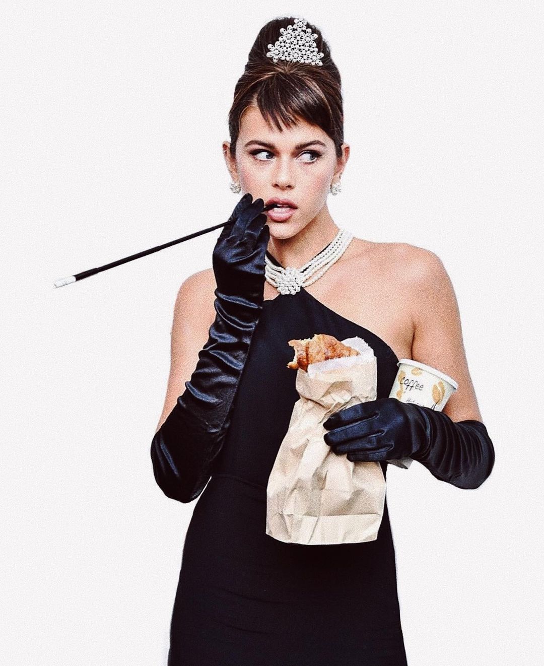 kostum halloween wanita simpel 2021