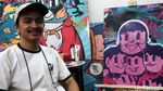 Pemuda di Bandung Ini Peringati Sumpah Pemuda dengan Melukis