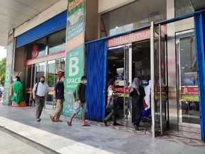 Mobilitas Warga Naik di Pusat Belanja, Begini Kondisi Pasar Tanah Abang