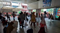 Pasar Tanah Abang Jakarta juga mulai ramai pengunjung. (Nahda Rizki Utami/detikcom/File).