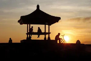 Foto-foto Geliat Warga Asia di Bulan Oktober