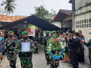 Kapten Tim Intelijen TNI Tewas Ditembak di Aceh Dimakamkan Secara Militer