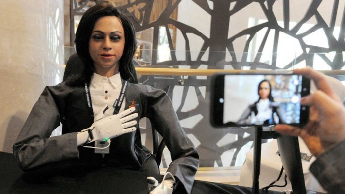 robot canggih