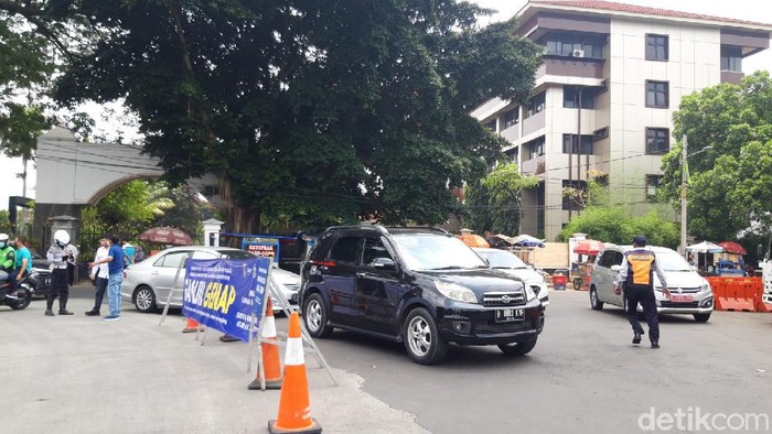 Sabtu Minggu Ganjil Genap PPKM Berlaku atau Tidak di Jakarta? Ini Infonya