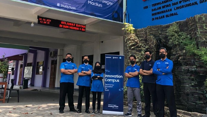 Siswa SMK Bikin Aplikasi Usai Berguru Coding ke Samsung