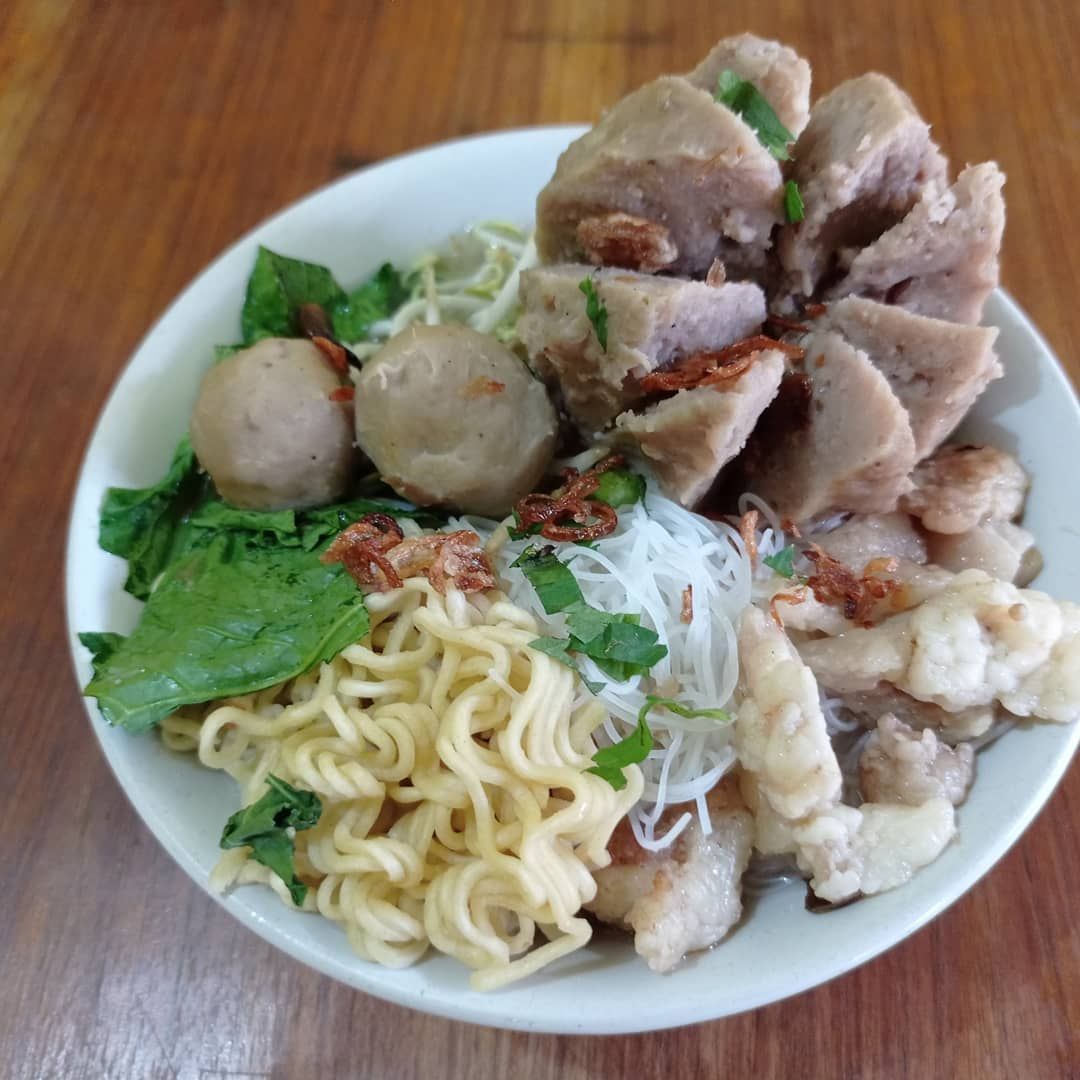 Slurpp! Ini 5 Bakso Kuah Bening yang Gurih Mantap di Depok
