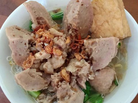 Slurpp! Ini 5 Bakso Kuah Bening yang Gurih Mantap di Depok