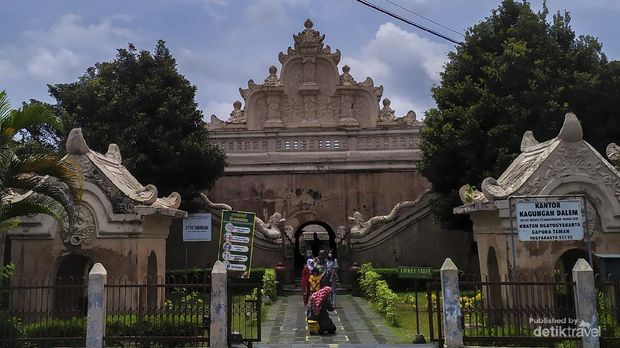 Wisata Taman Sari