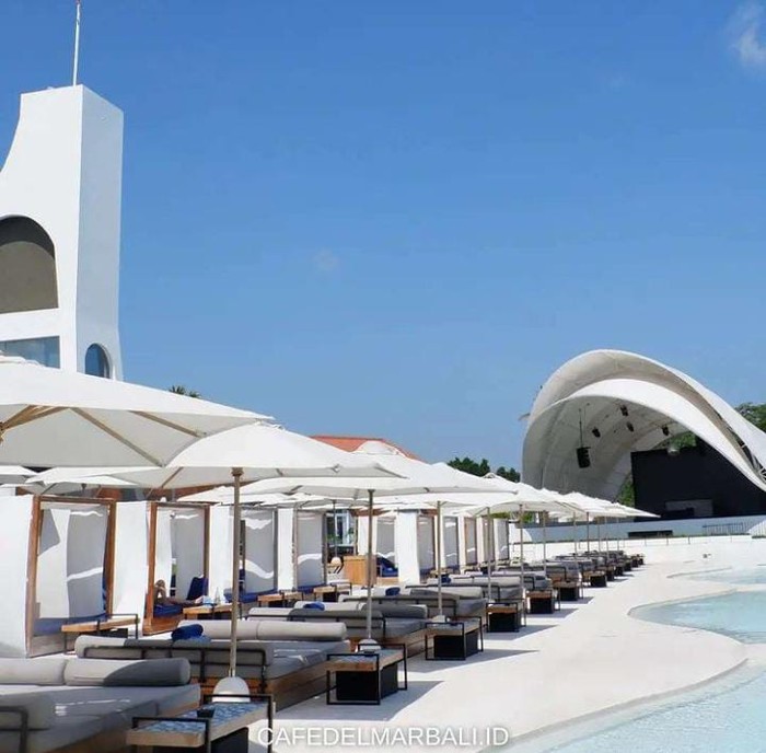 6 Tips Mengunjungi Beach Club untuk Dapat Momen Terbaik