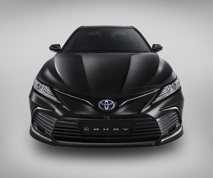 Generasi keempat Toyota New Camry Hybrid di Indonesia.