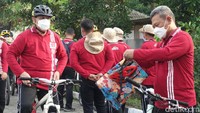 Seperti diketahui, KPK menggelar raker di salah satu hotel bintang 5 di Yogyakarta. Para pimpinan dan pejabat struktural KPK sudah berada di Yogya sejak Rabu (27/10).