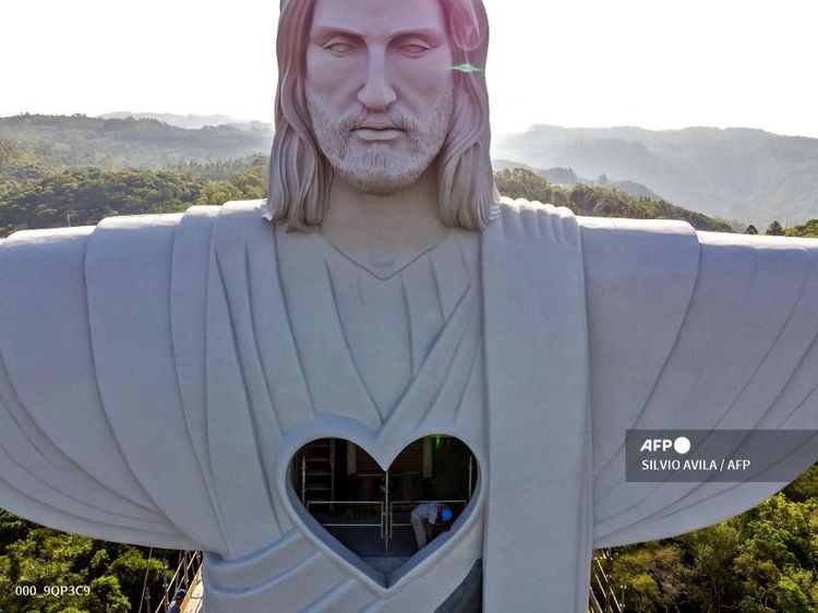 Ada Patung Yesus Terbaru Lagi Dibangun Nih di Brasil