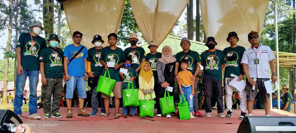 AXS Gothic merayakan hari jadi ke-6 tahun.