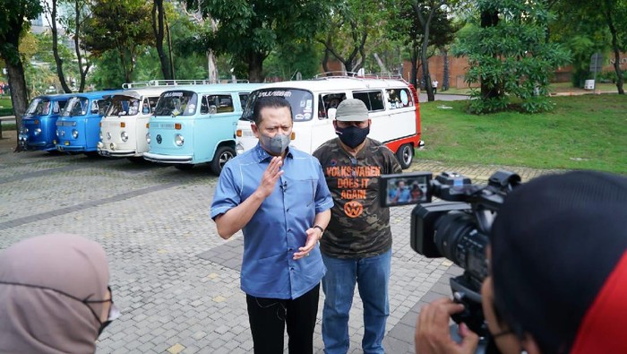 Bamsoet Saat Pelantikan Volkswagen Van Club