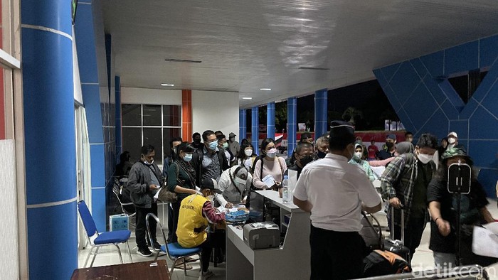 Bandara Karel Sadsuitubun Langgur