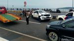 Begini Kondisi Dua Mobil yang Kecelakaan di Suramadu