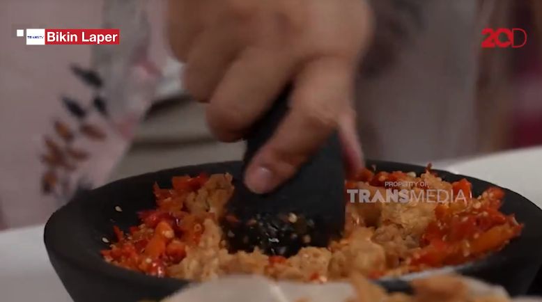Bikin Laper: cicip buntut penyet hingga iga garang asem