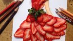 Keren! Seniman Ini Bikin 10 Desain Gaun Cantik Berbahan Makanan