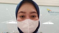 Atas kejujuran yang dilakukannya, Halimah mendapat penghargaan dari PT Angkasa Pura. Ada dua penghargaan yang berhasil didapatnya. Salah satunya penghargaan naik jabatan. (dok.istimewa)