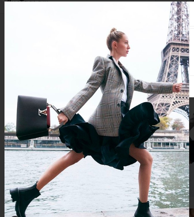 Putri Maria malah aktif sebagai model. Seperti penampilannya kali ini, Maria menjadi model untuk Louis Vuitton. Dia pun menjadi wajah baru untuk brand high-end tersebut.Foto: dok. Instagram/@olympiagreece