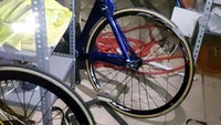 Sepeda atlet nasional Italia ini menggunakan spesifikasi tertinggi, teknologi paling canggih dan termahal. Atlet yang mengendaria sepeda ini salah satunya Filippo Ganna, peraih emas Olimpiade dan juara dunia individual time trial (ITT).