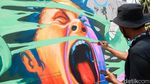 Para Seniman Kritik Polri Lewat Mural