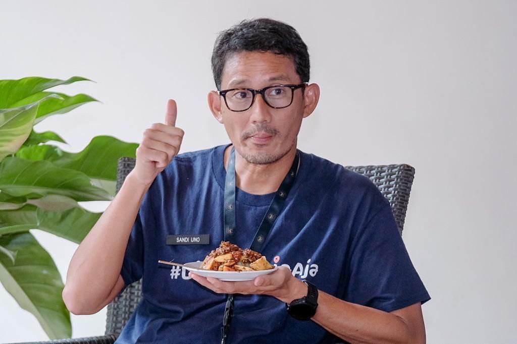 Promosikan Rujak Natsepa, Sandiaga Uno Berencana Libatkan MURI