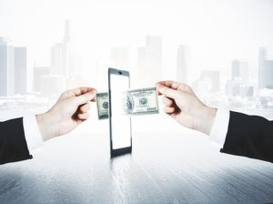 Transaksi Uang dari Masa ke Masa: Era Barter hingga Cashless