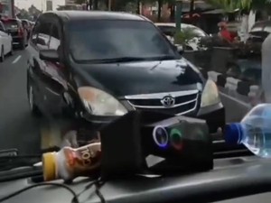 Anggota DPR Minta Sopir Mobil Pelat Merah Hadang Ambulans Ditindak Tegas