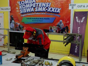 Wuling Uji Siswa SMK Permak Bodi Mobil, Sebelum Dikirim ke Tingkat Dunia