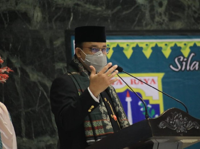Anies Baswedan Dapat Gelar Pemuka Utama Budaya Betawi