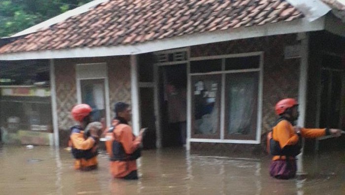 Banjir di Kecamatan Setu, Tangsel